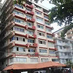 Aparthotel Plaza