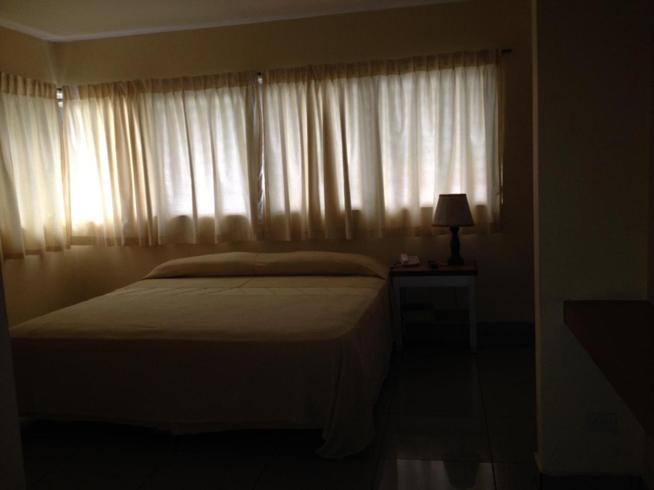 Aparthotel Plaza